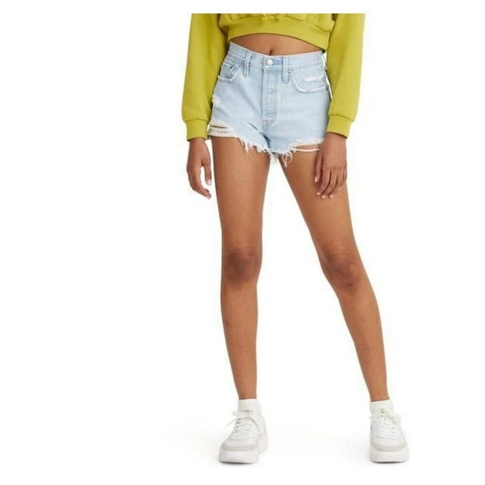 ✨Levi's Women's 501 Original Jean Light Wash Sz 26 Shorts✨